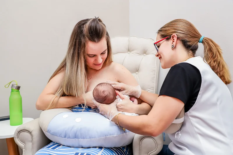 Consultoria em Amamentação e Cuidados Pós Parto